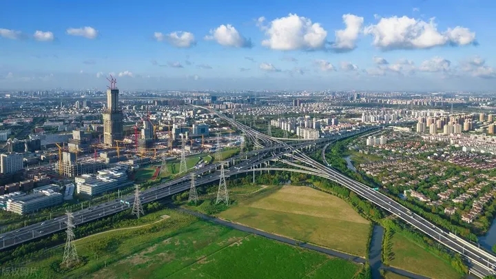 2024上海居轉(zhuǎn)戶落戶政策更新變化（社?；鶖?shù)變化預(yù)測(cè)）